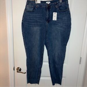 NWT Forever 21 High Rise MOM Ankle Jeans